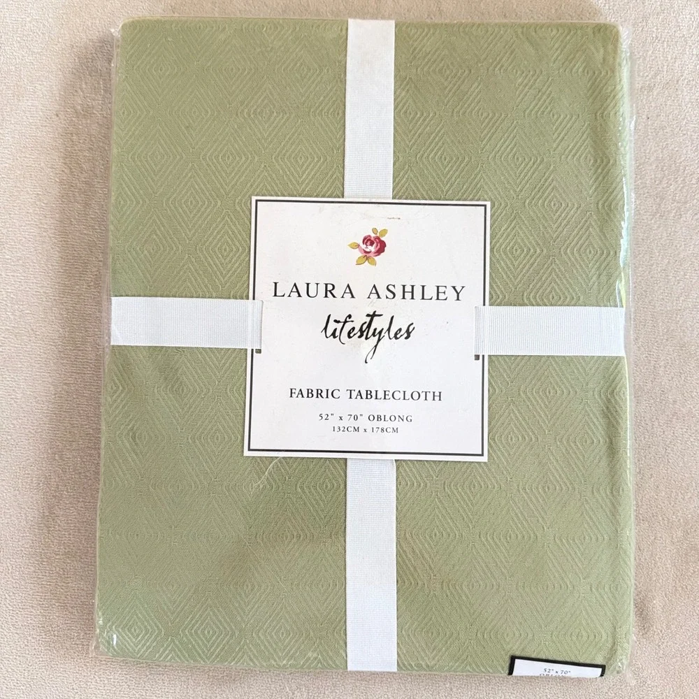 Laura Ashley Sage Green Diamond Weave Fabric Tablecloth 52x70 Oblong 087053OB7